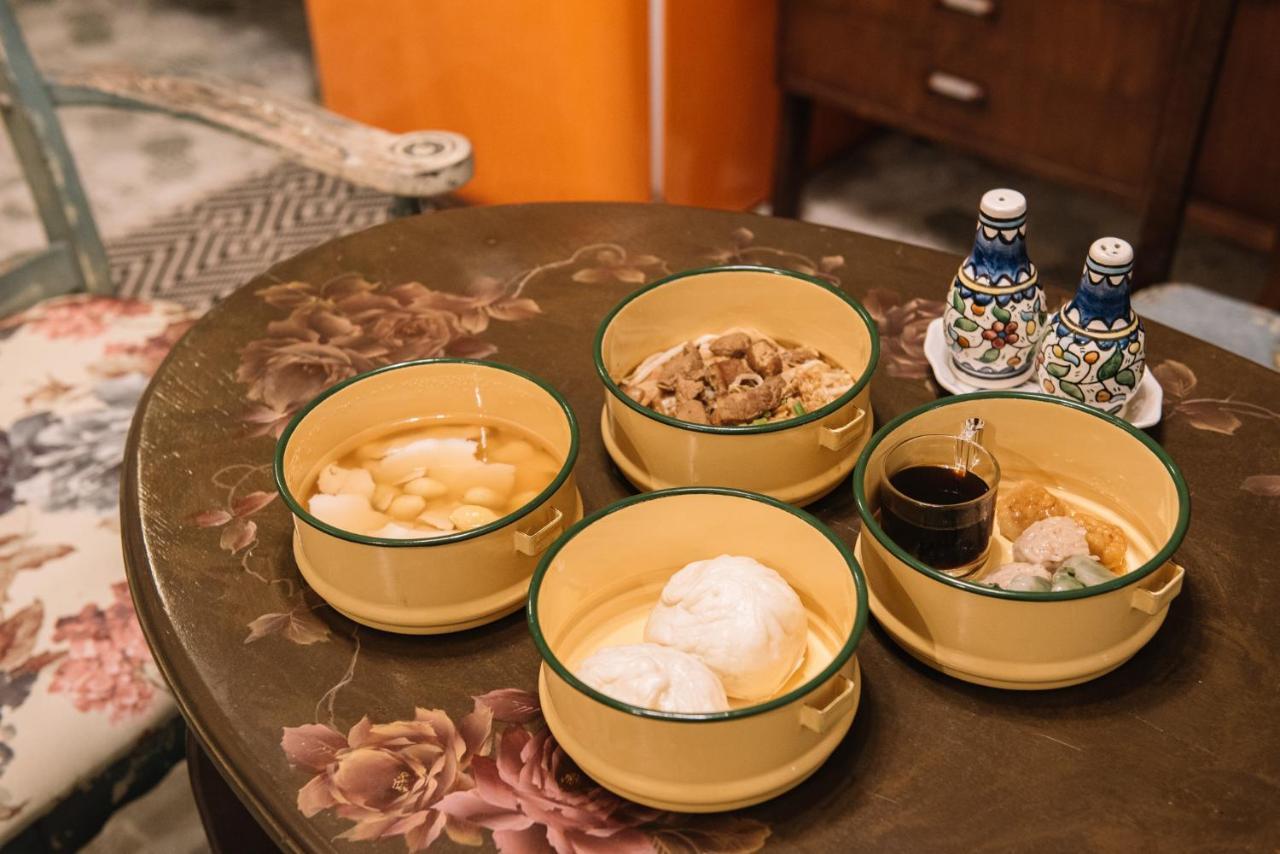 Lhong Yaowarat Hostel Bangkok Luaran gambar