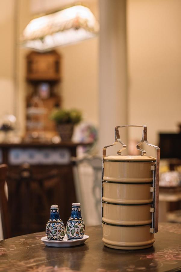 Lhong Yaowarat Hostel Bangkok Luaran gambar